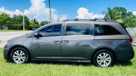 Honda Odyssey Minivan