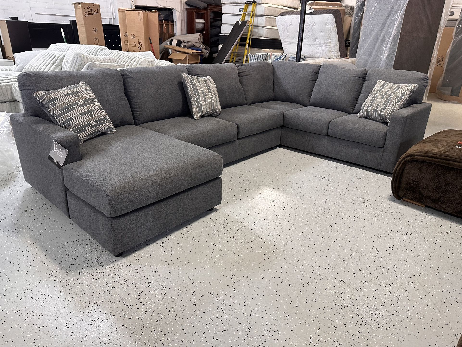 NEW SECTIONAL SOFA GREY