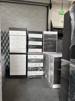 Dresser 5 drawers