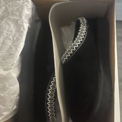 Uggs Slippers Size 8 Women