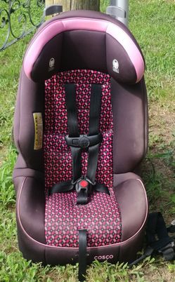 Girls Toddler Car seat.  Expires In 2026. Excellent Condition!