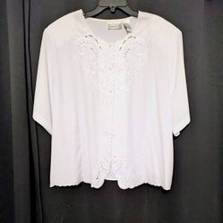 Christie & Jill White Embroidery Lace Accent Blouse Size 25W/48