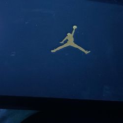 Jordan 1 Mid Smoke Grey 