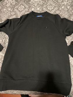 Adidas sweater size small