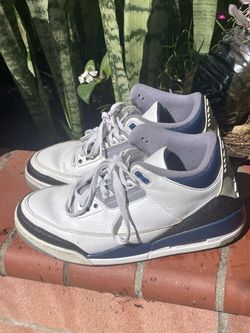 Men’s Air Jordan Sneakers – White, Blue & Gray – Size 10.5