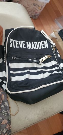 STEVEN MADDEN BACKPACK