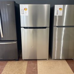 Insignia Stainless Steel Top Freezer Refrigerator‼️