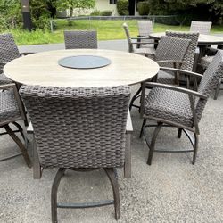 Brand New Outdoor Fire Dinning Table With Swivel Chairs I Can Deliver 