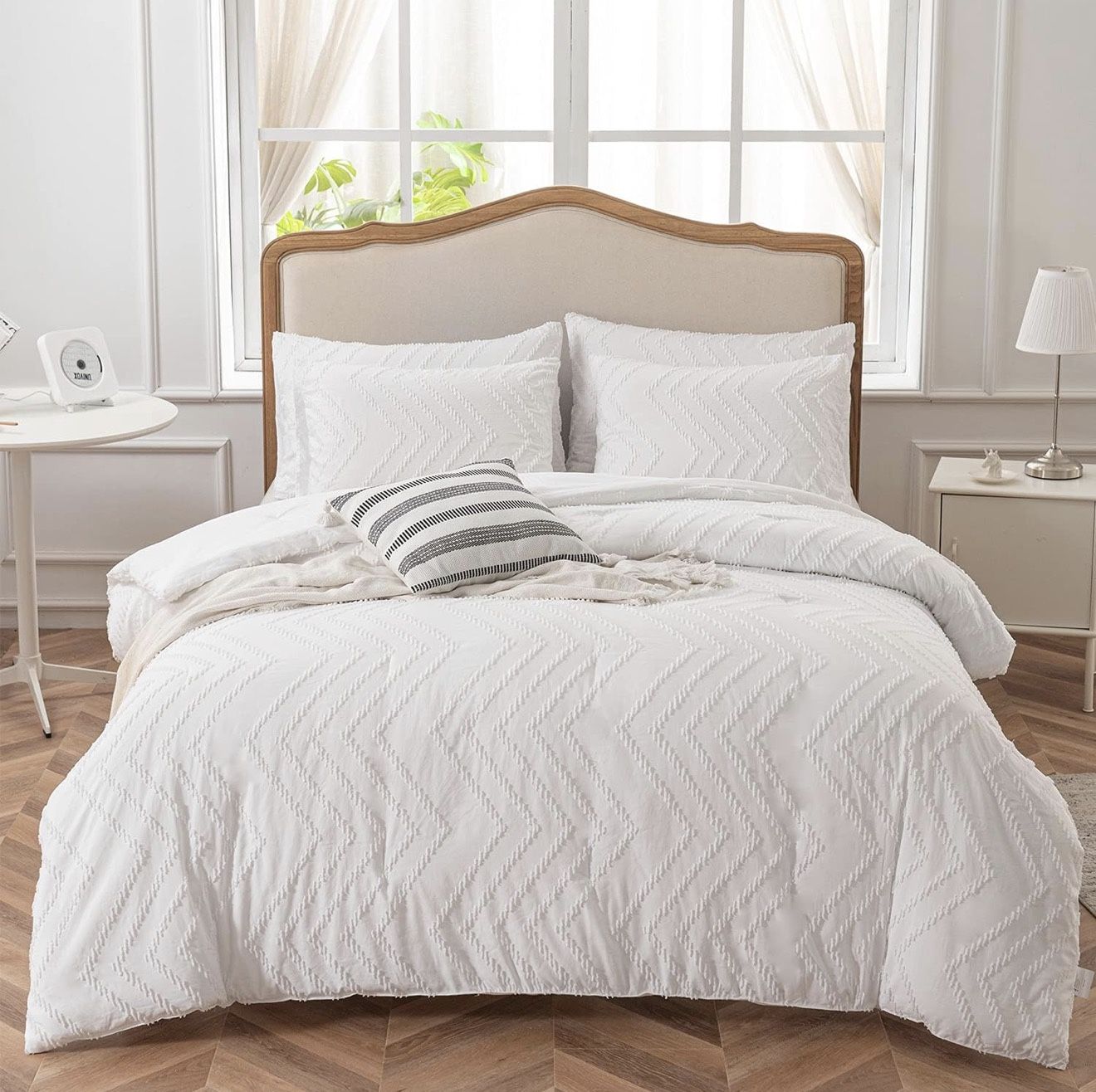 SLEEPBELLA Queen Comforter Set Bed Comforter 