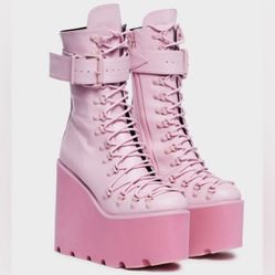 Size 8 Worn Once, Pink Combat Platform Sugarthrills Boots