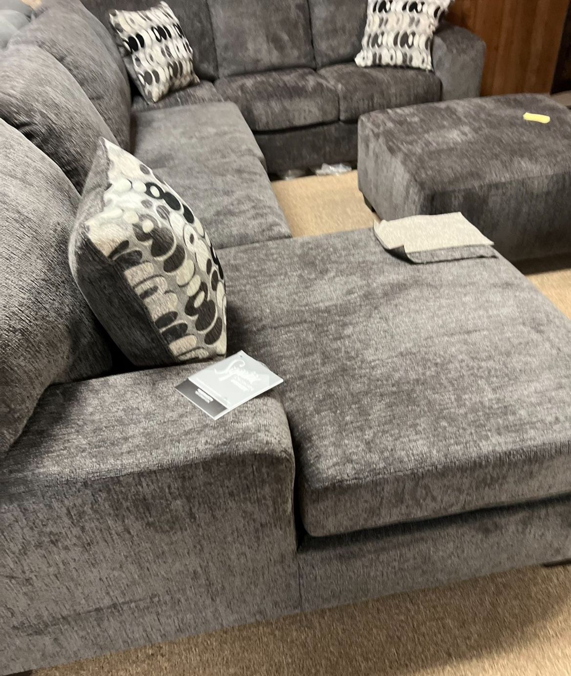 Chaise Style Nice Sectional