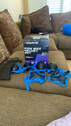 Darme- knee,wrist,elbow pads only $10 NOT HELMET