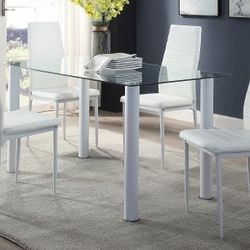 Juego De Comedor Nuevo En Blanco 