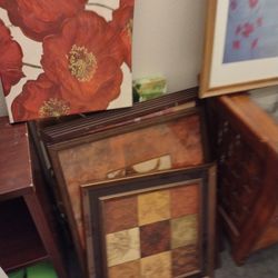 Pictures Flowers Lamps Knick Knacks