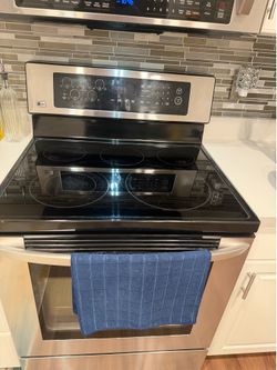 LG Stove