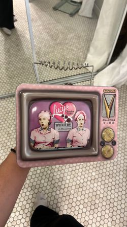 I love Lucy collectible tin