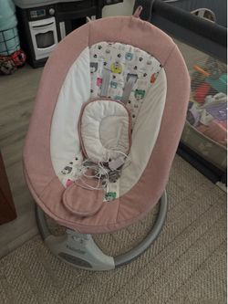 Baby side to side swing