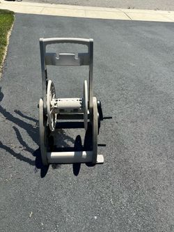Hose reel