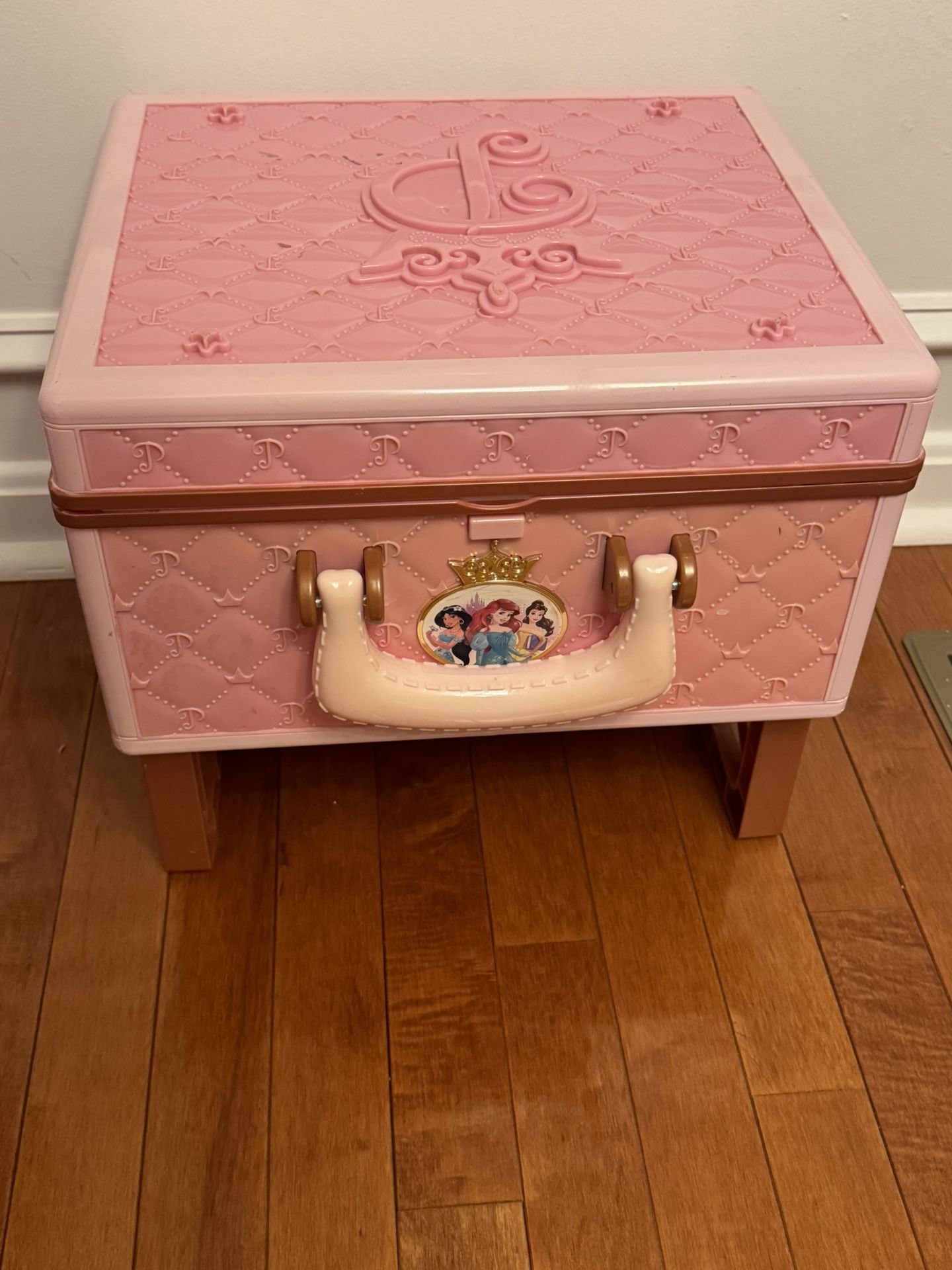 Princess Make Up Vanity