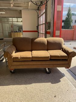 Lay-Z-Boy Mackenzie Queen Sleep Sofa