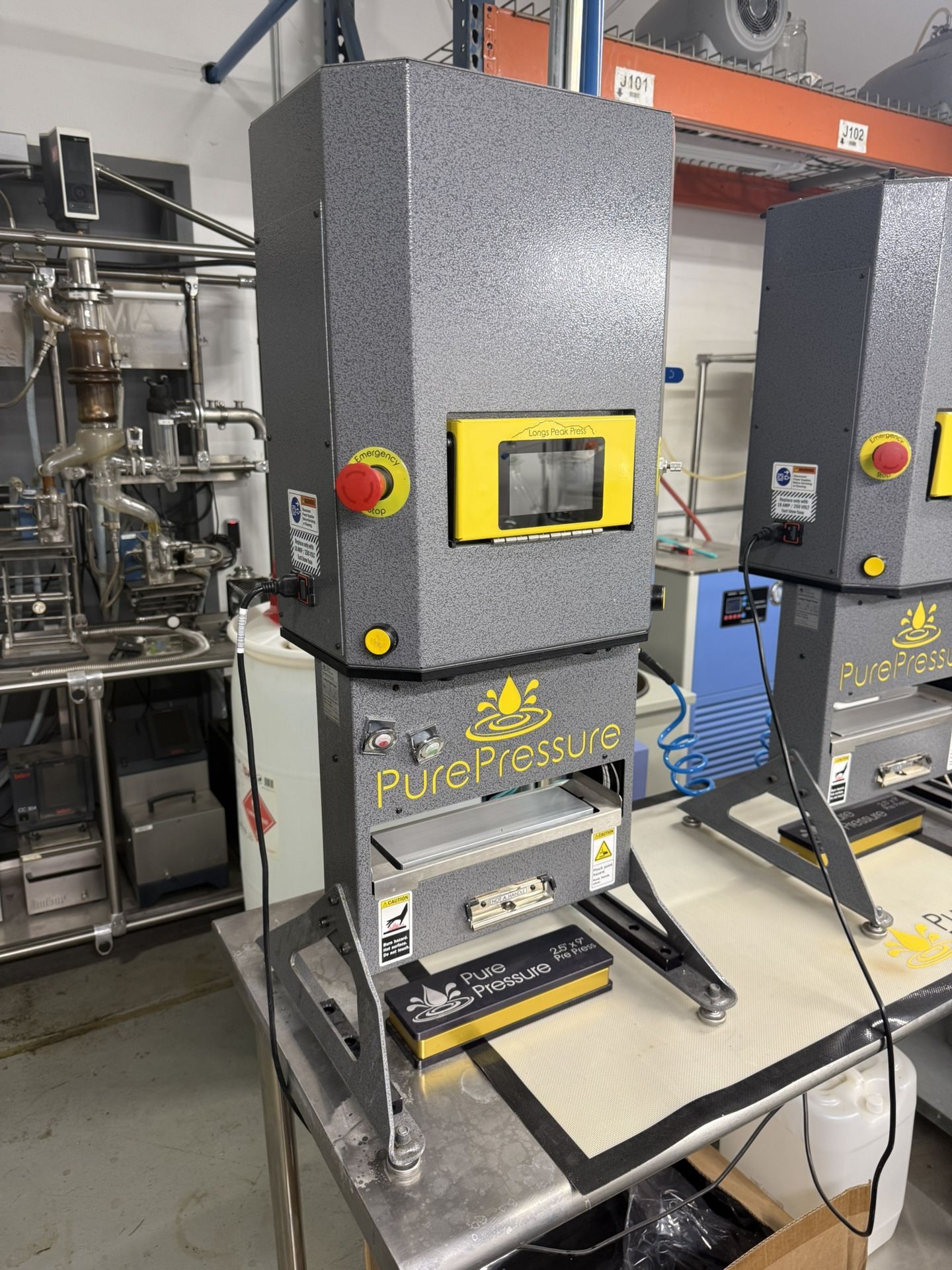 2 Pikes Peak Rosin Presses