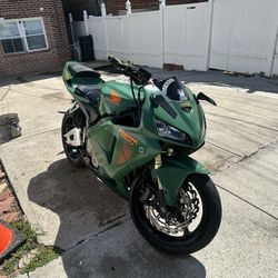 2005 Honda Cbr 60rr
