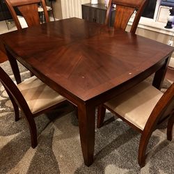 Very Pretty Dining Table -  Upgrade Your Dining Room!  