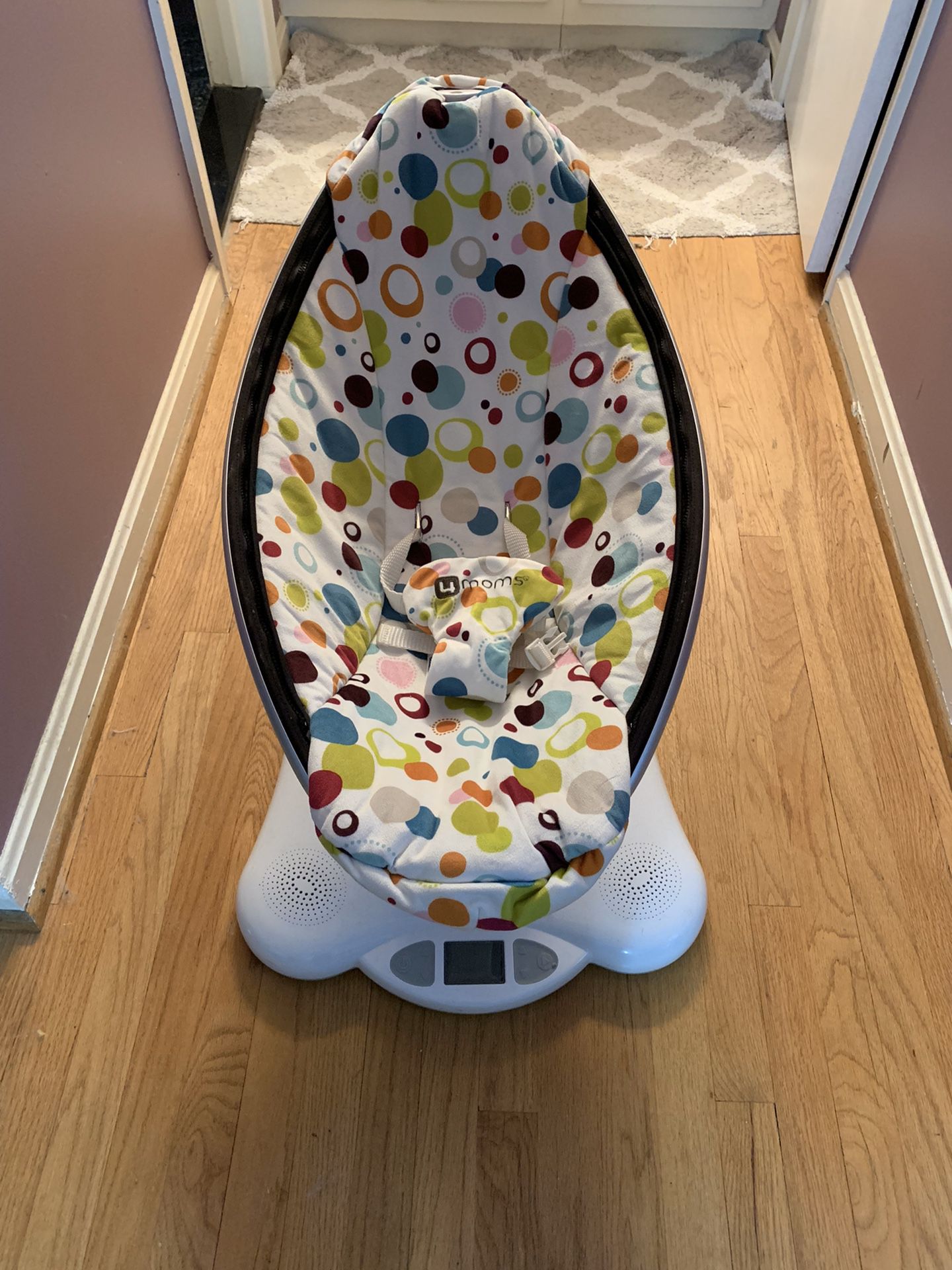 4moms MamaRoo infant seat