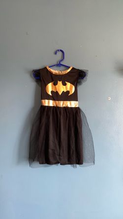 HALLOWEEN DC BATGIRL KIDS SIZE SMALL AND KIDS MEDIUM COSTUME