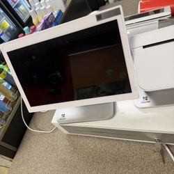 Clover Station Duo. Requires New Processing Account Through Powering POS. (US, PR, USVI only).