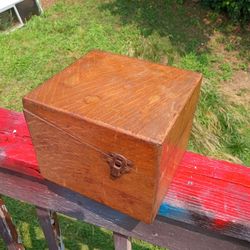 1930s Tube Tester Looks Good