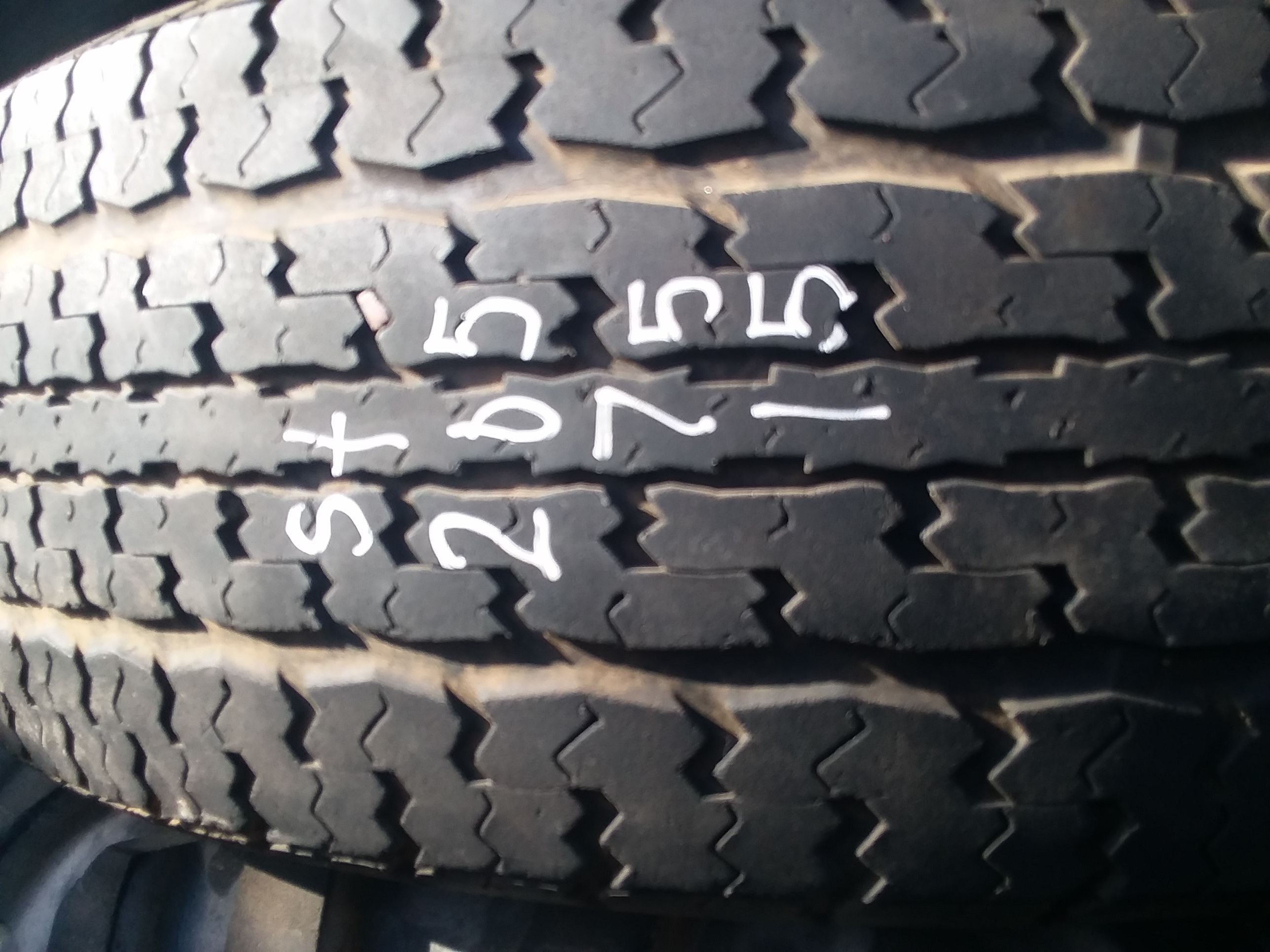 ST205 75 15 one good trailer tire for sale