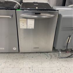 KitchenAid Top Control Built In Dishwasher 