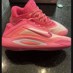 Nike A’One Women’s Size 10.5