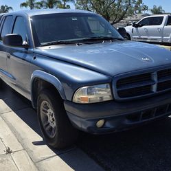 2003 Dodge Dakota