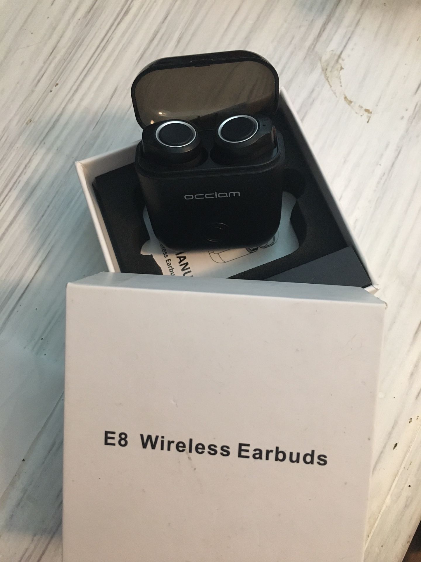 E8 Wireless Earbuds 