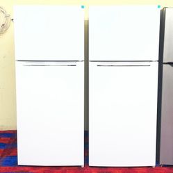 Element 28 In Top And Bottom Refrigerators