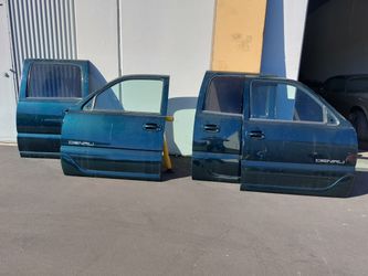 2004 Yukon, Suburban Doors 