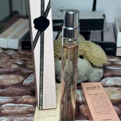 Viktor and Rolf flowerbomb 10ml Travel + Bonus