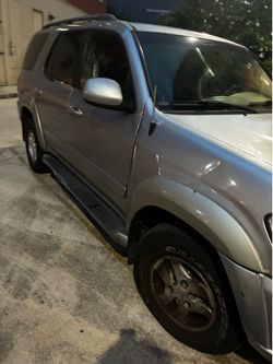 2003 Toyota Sequoia
