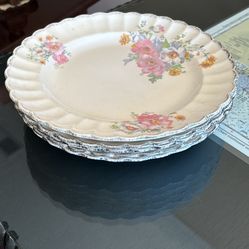 1925 Ivory Porcelain Lunch Plates By Sea ring