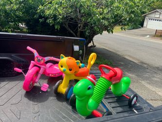 Child Kid Children Toddler Riding Radio Flyer Inch Worm Trike Tricycle Cat Big Wheel like New $20 Each