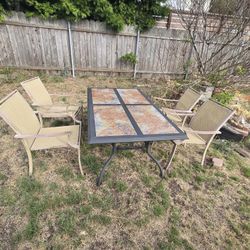 6ft Patio Table W 4 Chairs