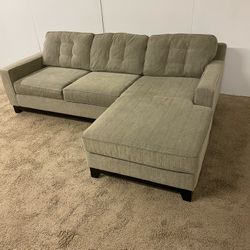Reversible Sectional Couch Sofa *Free Delivery*