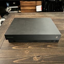 Xbox One Project Scorpio Limited Edition 1TB