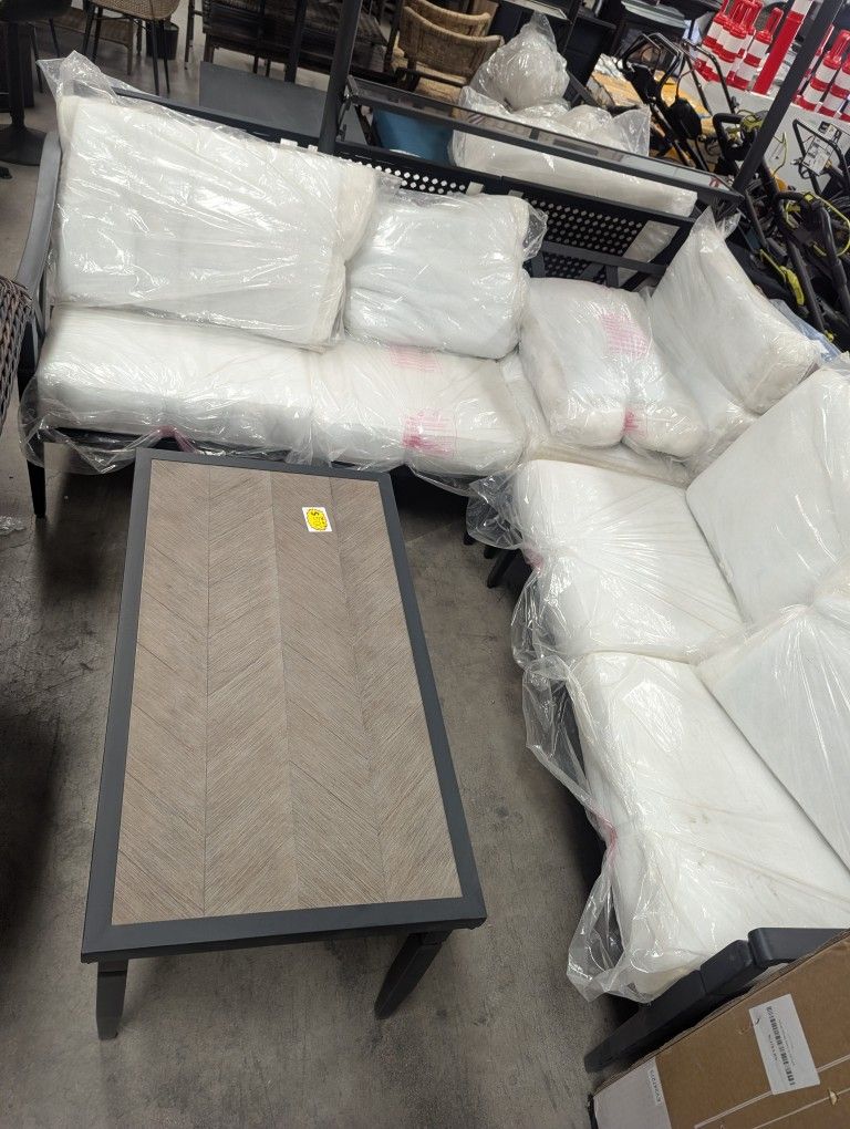 Outdoor sectional patio