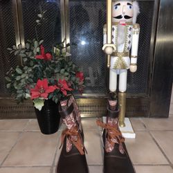 UGG Womens Snow Boot