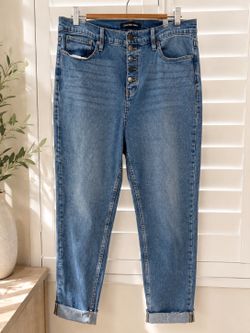 Calvin Klein Jeans Women’s Size 33 Button-Fly Straight Leg Light Wash Jeans