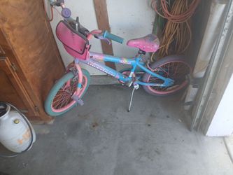 Girls bike