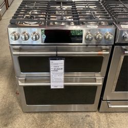 Café C2S950P2MS1 30" Slide-In Dual Fuel Double Oven with Convection Range - Stainless